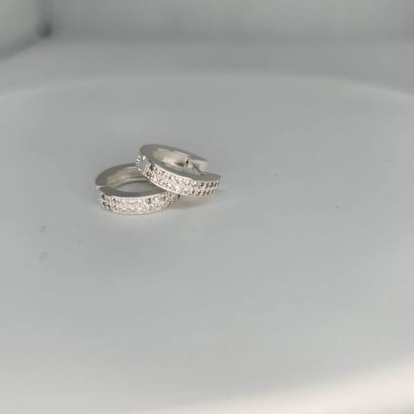 Brinco Argola Com Pedra De Zircônia Prata Clicker - Imagem 6
